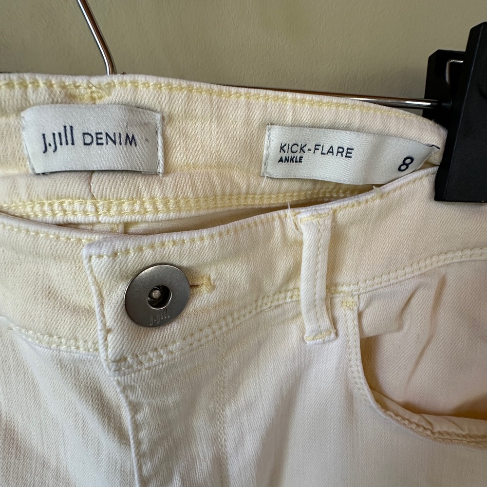 J. Jill Frayed Hem Light Yellow Women’s Pants Size 8 - Picture 2 of 11